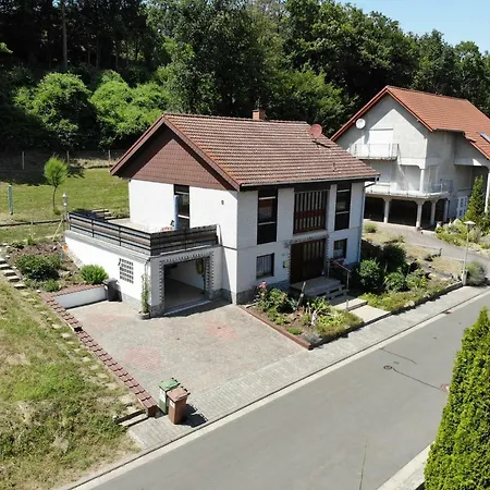 بيت للعطل Ferienhaus Moscheltal